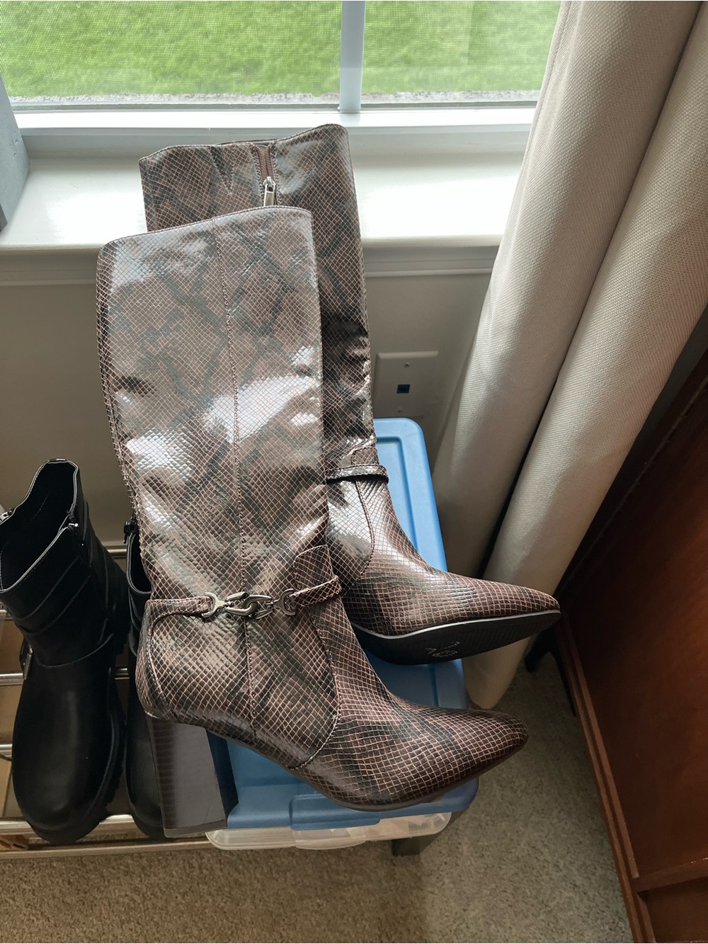 Bandolino Brenda Brown Snake Print Boots